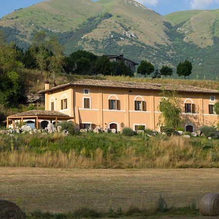 Il Casale San Martino Bed and Breakfast Norcia Eksteriør billede