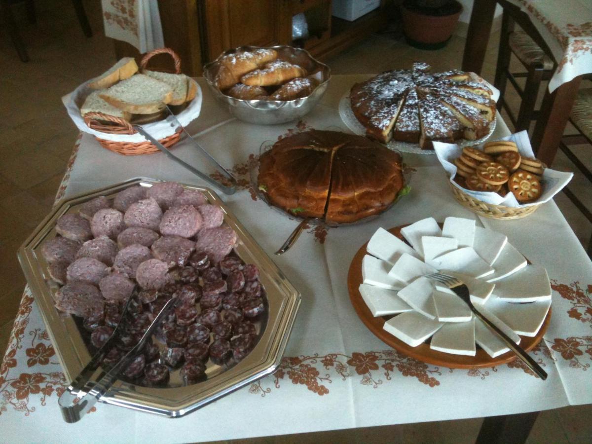 Il Casale San Martino Bed and Breakfast Norcia Eksteriør billede