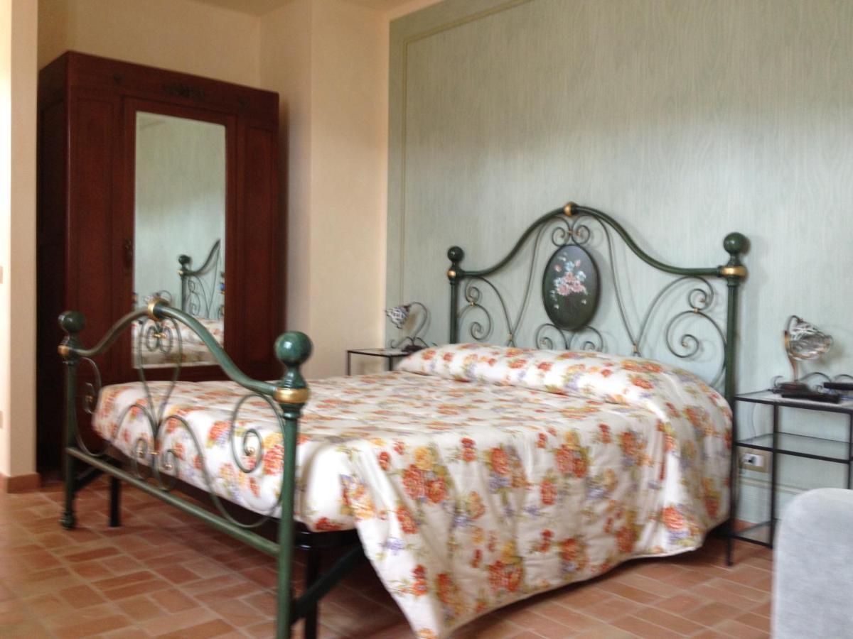 Il Casale San Martino Bed and Breakfast Norcia Værelse billede